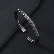 Vòng tay chữ C thép titan bện xoắn lắc tay nam nữ freesize cực chất