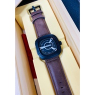 Seven_Friday Leather Strap Metal Dial Fashion Analoge Watch For Men