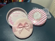 Club Suppin Powder 櫻花香密粉餅