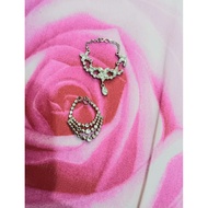 Bundling 2 pieces barbie collector barbie collector/ barbie silkstone/barbie necklace silkstone neck