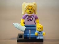 全新已開袋 未砌 Lego 71013 series 16 minifigures - no. 16 保母 + BB 人仔 連底板 蛋紙