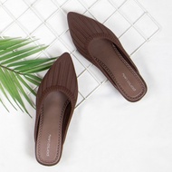 Sepatu Sandal Selop Lancip Wanita Bahan Karet Lentur Porto DTA