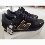 Sepatu Pria Macbeth Fischer Tom Black Gold
