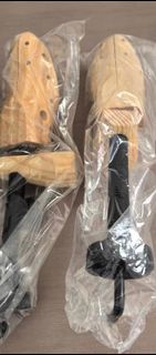 Wooden Shoe Trees, 實木撐鞋器擴鞋器男女通用鞋子擠腳磨腳撐長撐寬擴大撐大擴寬鞋撐Boots or shoes stretcher,Men or woman shoe stretche