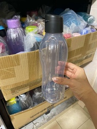 Tupperware 750ml flip cap black