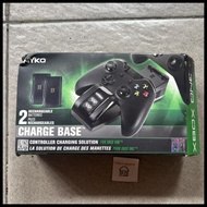 New Old Stock Charging Base Nyko Xbox One Segel Original