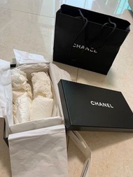 Chanel box  Shopping bag 鞋盒紙袋