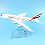 Emirates 16cm aircraft model (Airplane model + display base)