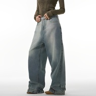 GlamourGetaway Người Đàn Ông Cao Đường Phố Thời Trang Baggy Jeans Xếp Túi Thiết Kế Thẳng Rộng Chân D