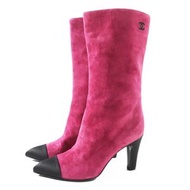 狀況極佳的 CHANEL G33119 Gabriel Coco Coco 標誌刺繡絨面革靴子，紫色和黑色，35 碼，意大利製造。