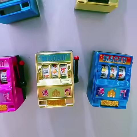 Magnets for Fridge Macau Slot Machine Refrigerator Sticker 777 Mini Lottery Machine Fridge Magnets M