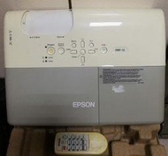 二手品 EPSON 液晶投影機EMP-S5 (可用...但右下角有紫色影...)