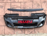 กระจังหน้า Dmax 2012