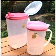 Cooking oil container, cooking oil storage