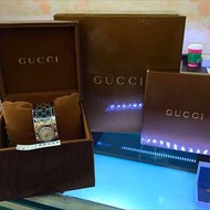 Gucci手鐲鑽錶 （有盒單）