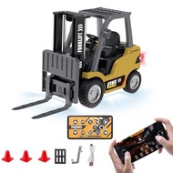 1/64 Scale RC Forklift 2.4G 10KM/h Full Proportional Mini RC Transport Vehicle (4*12*7cm) with Contr