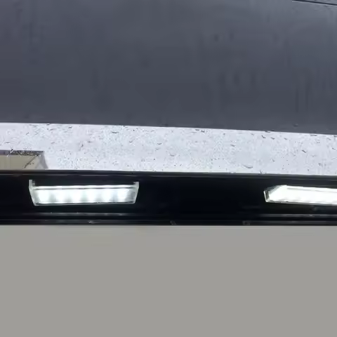 AEA7-Car License Plate Light License Plate Light For Toyota Land Cruiser / Lexus Gx470 81270-60330