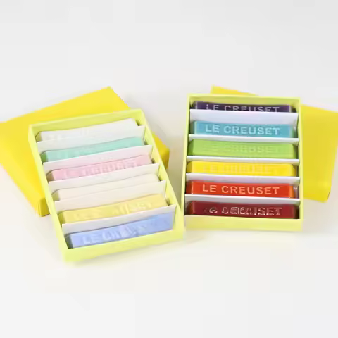 Le Creuset Rainbow Cerc Chopstis Holder Ele aron Gift Box Set Fine Dining Utensils Square Single Lay