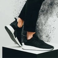 Clover NMD R2 BOOST Black White Couple Running Shoes CQ2401 CQ2402