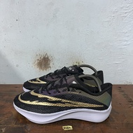 sepatu second ori nike zoomx vaporfly next 2 black size 41