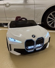 BMW i4 兒童電動車