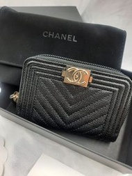 Chanel 黑色 牛皮 山形紋 V紋 金扣 Black Chevron Caviar Calfskin ghw Zipped Coin Purse Wallet Card Holder Cardho