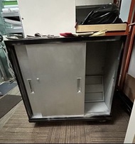 Black Cabinet with Sliding Doors 趟門收納辦公室櫃連轆