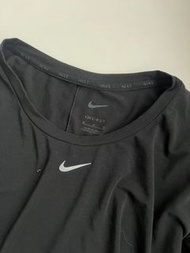 Nike Dry fit 黑色長袖排汗衫 L