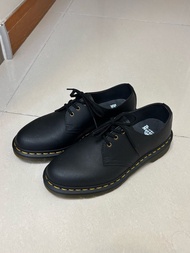 1461 Dr. Martens 