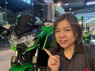 《 康妮賀交車 》恭喜小潔下訂Kawasaki Z400 恭喜正哥圓夢選擇超耐看好騎的Z900RS 2024