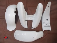 YAMAHA  CHAPPY -- WIND SHIELD PLASTIC SET // ชุดบังลม พลาสติก