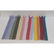 Japanese zipper size 27 cm (12 pcs)
