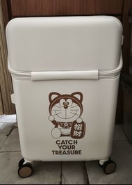 百老匯多拉A夢超靚行李箱（可携上機）