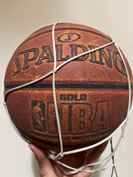 【老舊】SPALDING 斯伯丁籃球 附 【全新】KIPSTA打氣筒