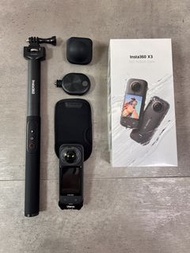 Insta360 X3 運動相機跟原廠藍芽自拍桿鏡頭完美連配件