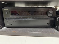 Onkyo + 左右喇叭 （沒有低音喇叭）