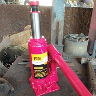 Hydraulic bottle jack 3 ton / Car jack, truck bottle model 3 ton jack