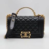 CHANEL 23B Handle boy 20  - 黑金