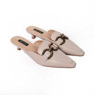 Seira - Callar Pointed Heels รองเท้าส้นสูง เปิดส้น หัวแหลม สูง 1 นิ้ว อะไหล่เกือกม้า สีทองวินเทจ