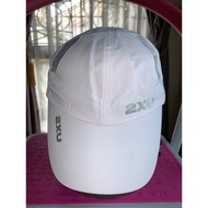 Running Cap 2XU White - BRAND NEW/NEW/gress - 100% original