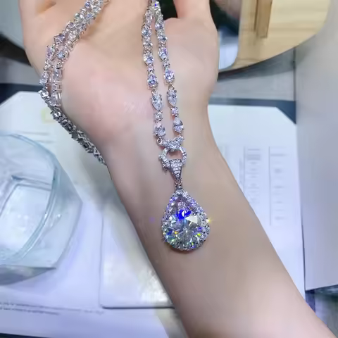 Retro Elegant Moissanite PT950 Platinum 10 Carat Necklace Pendant Luxury for Women, vintage fine jew