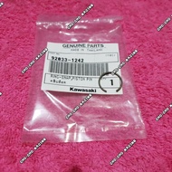 (L2) SPI CLIP PISTON CLIP SEHER PEN PIN 16MM BLOCK 1878 NINJA 150 RR ZX CBU Original kawasaki