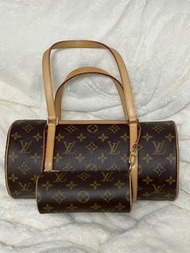 LV Louis Vuitton Papillon 30 Handbag Monogram