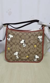 （全新）Coach x Peanuts 郵差包