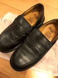 Dr Martens black shoes (children)