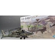 AH-64D Apache Helicopter 1/35 Snowman