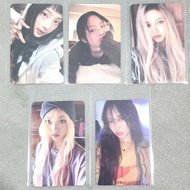 [Haerin Hanni/ Hyein/ Danielle/ Minji/ Group/ ver. Apmus Polaroid POB/] NewJeans Photocard Apple Mus