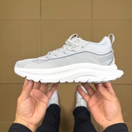 Hoka One One Kawana Mid 運動跑鞋