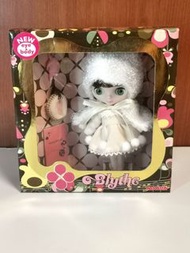 全新Petite Blythe  Velvet Minuet VM  mini  little 韓國限定 細B B女 大眼妹 小布 大B Takara Tomy Hasbro CWC NEO