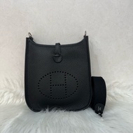 hermes 89黑TC皮銀扣mini evelyne
